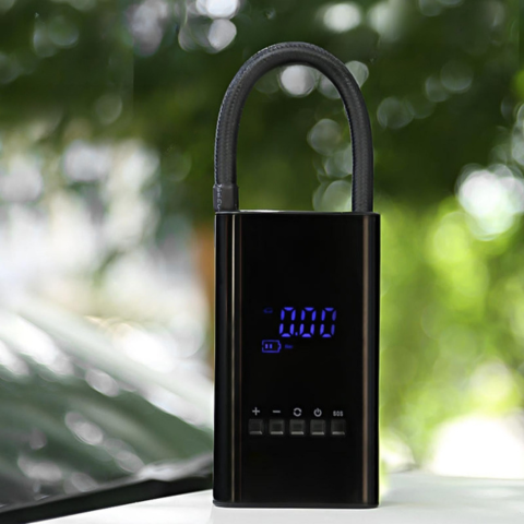 Mini Compressore Portatile – Display LED e Pressione Regolabile