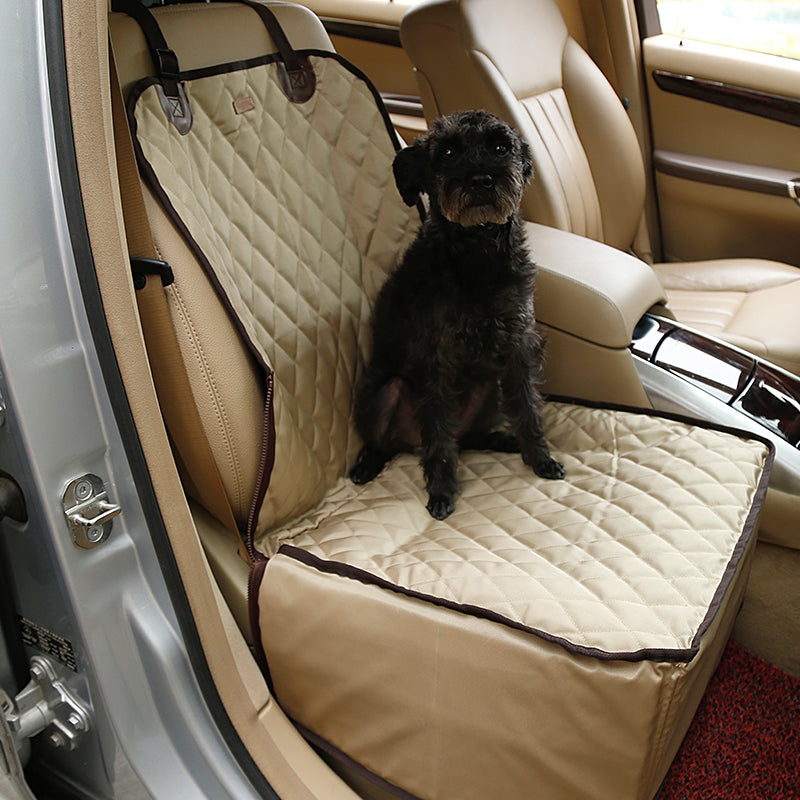 Seggiolino Auto Rialzato Per Cane — Comfort E Sicurezza Durante Il Viaggio