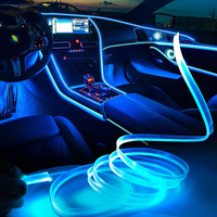 מנורת LED חדשנית — אלגנטיות ונוחות מוארת 