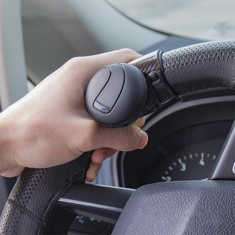 Otočná rukoväť na volant – asistovaná a beznáma jazda 
