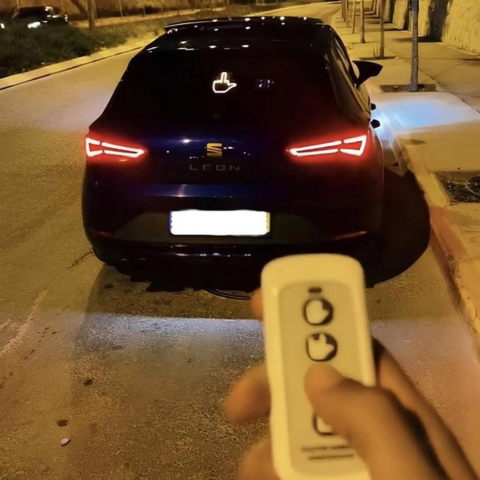 Svetelný signalizátor pre auto - Komunikujte bezpečne 