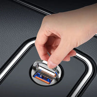 Kompakt Autós Töltő – Két USB Port és Gyors Töltés 