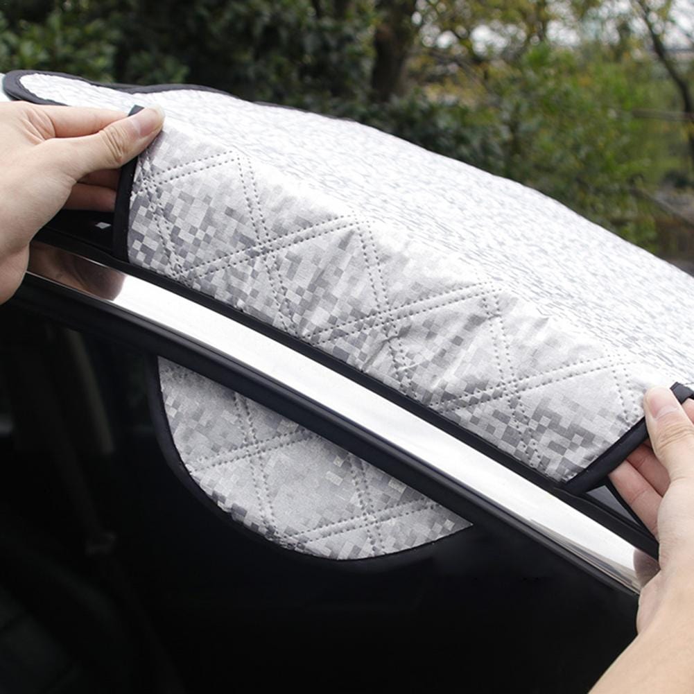 Magnetic snow cover for car